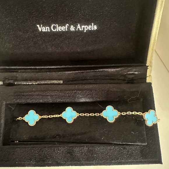 Van Cleef & Arpels Jewelry - Van Cleef & Arpels Turquoise and Gold Clover Bracelet